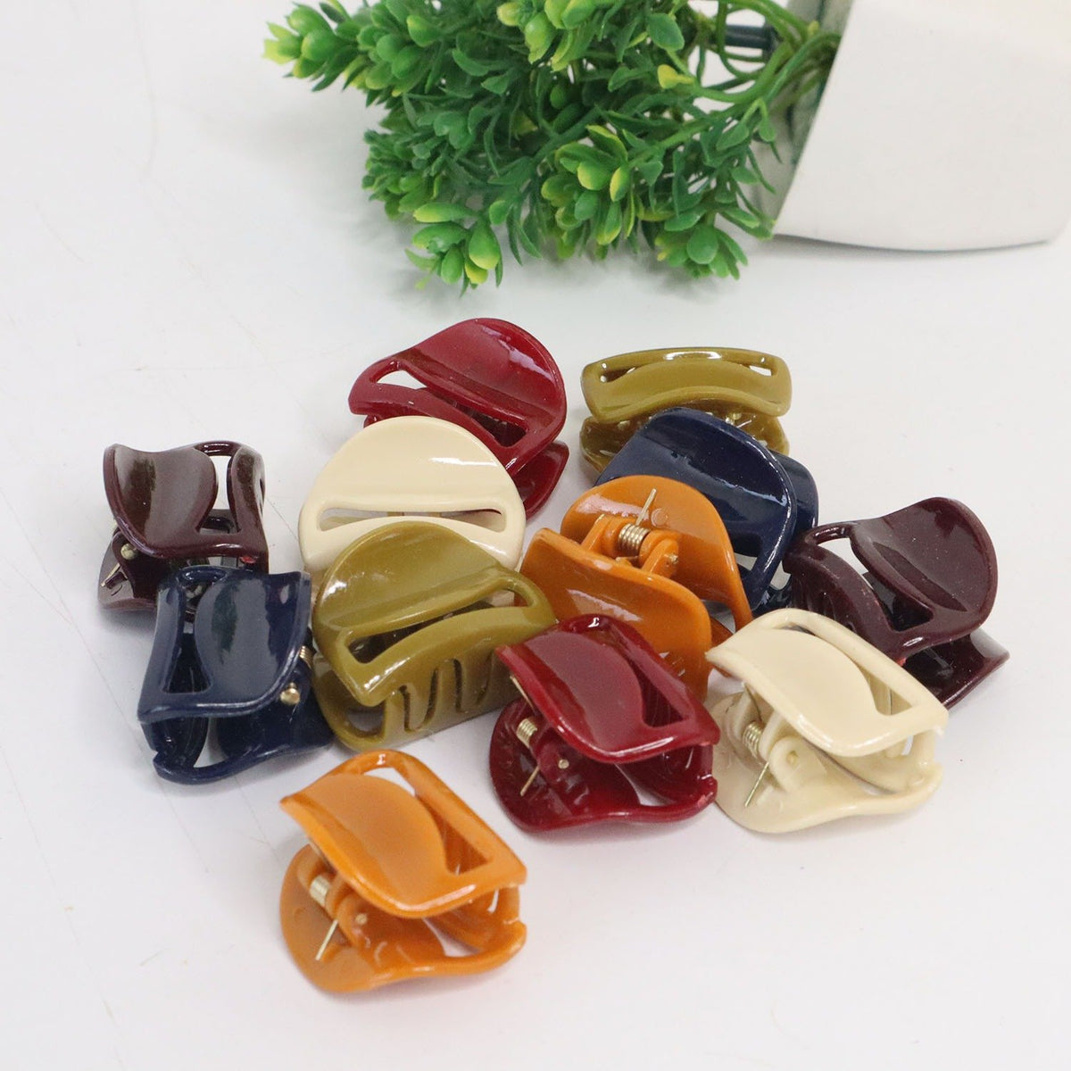 Pack of 12 Hair Catchers – Small Size (1 Inch) Multicolor Plastic Clips for Women &amp; Girls | Strong Grip &amp; Stylish Design (Random Color)